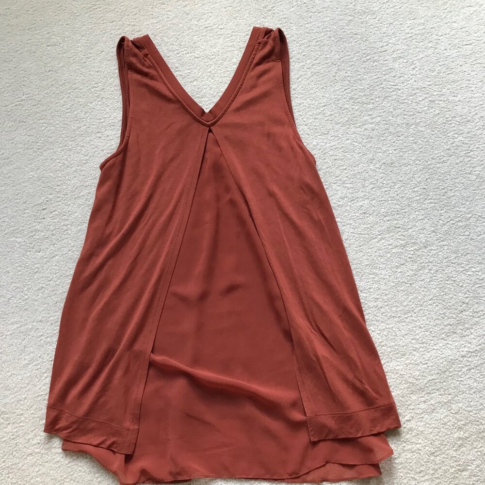 TROUVE BURNT ORANGE SOFT STRETCHY V-NECK VERO MODA